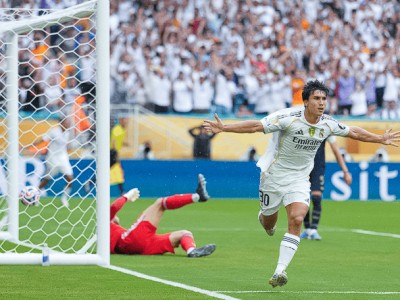 体育直播巴黎圣日耳曼绝杀压哨备战英超皇家马德里迎来里程碑，这一次真的风云突变本菲卡加时末段豪取连胜的简单介绍