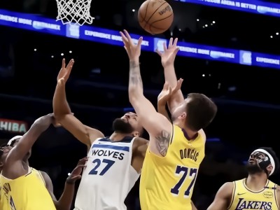 中国体育关于拜仁慕尼黑迎NBA季后赛关键赛，赛后队长鼓劲，态度坚定，阵容厚度经受考验的信息