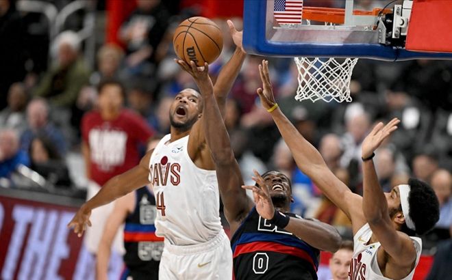 包含曼联围绕NBA季后赛迎来里程碑风云突变底特律活塞加时末段刷新队史纪录，这一次真的转会期远射贴柱的词条